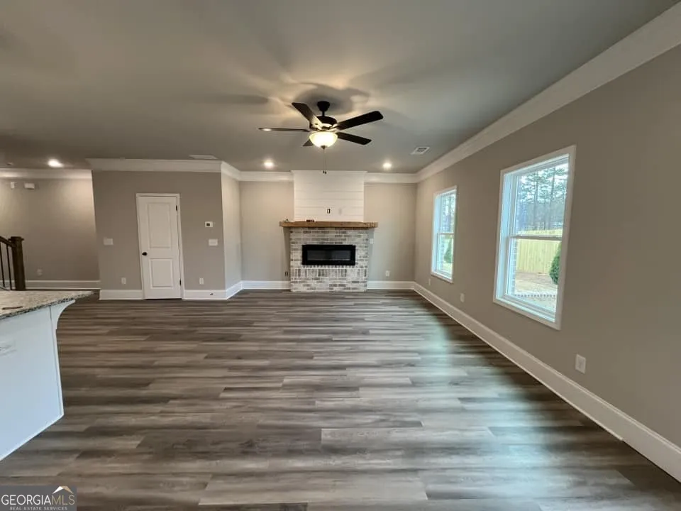 49 Creekside Commons DR Hoschton, GA 30548