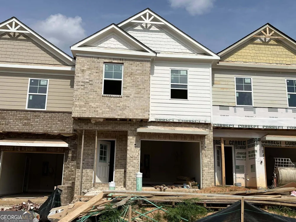 45 Creekside Commons DR Hoschton, GA 30548