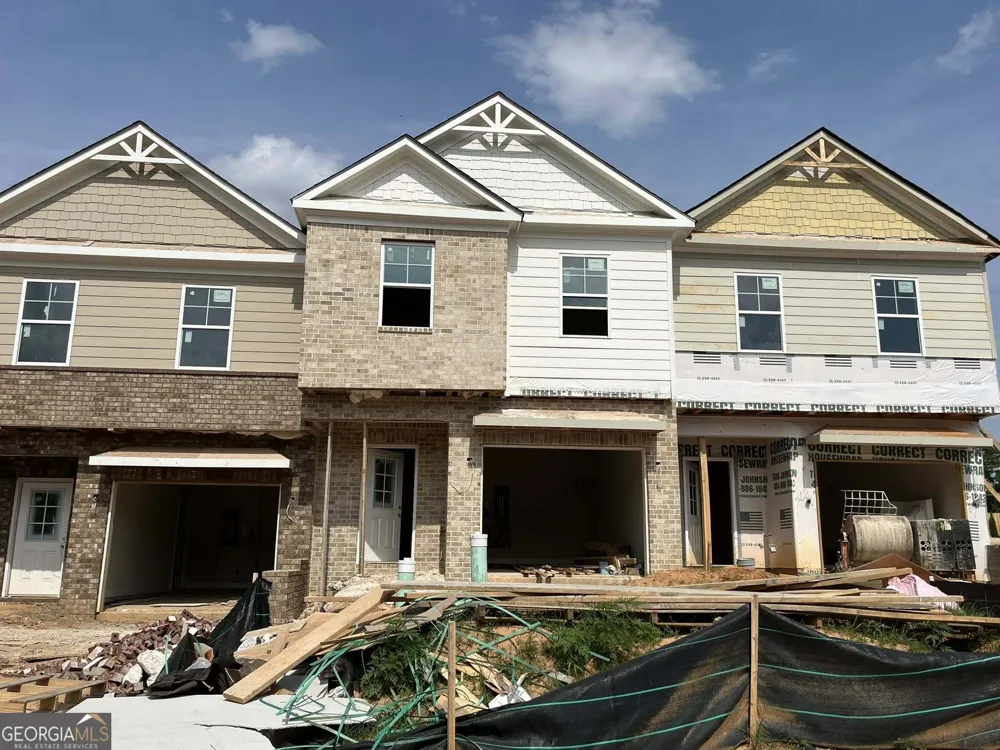 45 Creekside Commons DR Hoschton, GA 30548