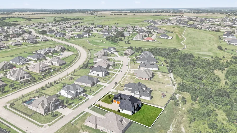 2028 Fox Bend Trace Gunter, TX 75058