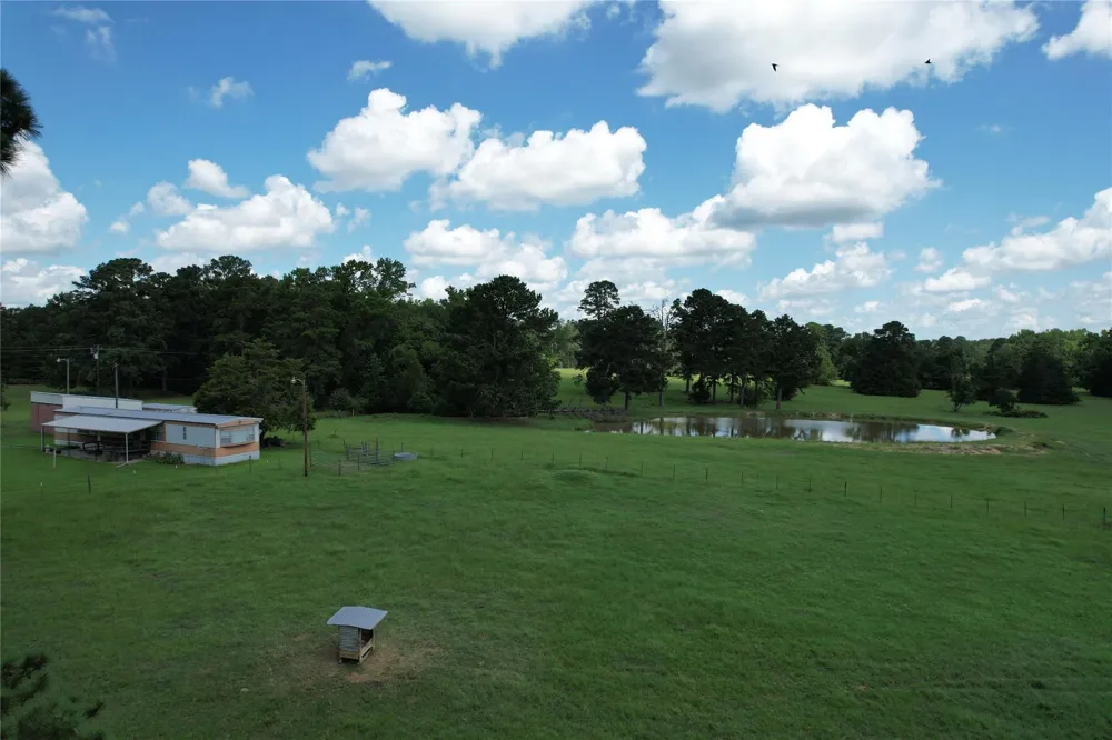 219 Acr 185 Elkhart, TX 75839