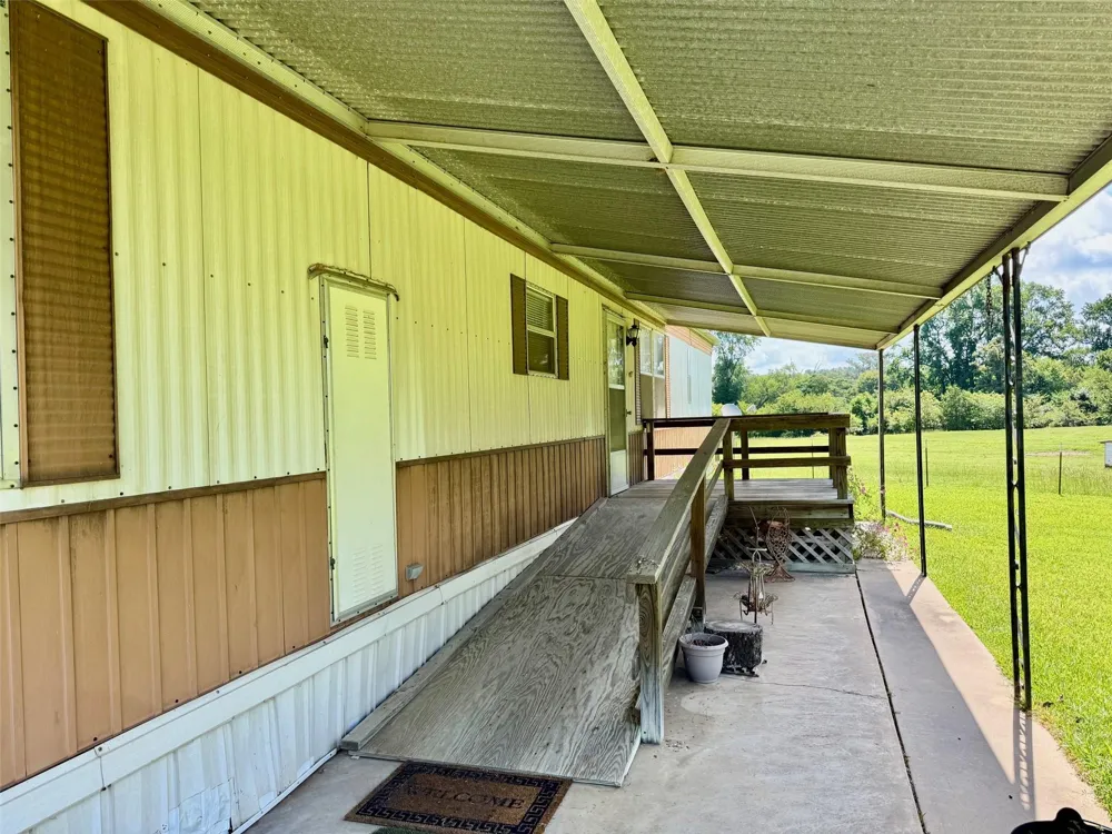 219 Acr 185 Elkhart, TX 75839