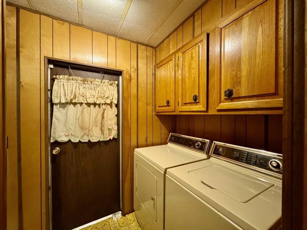219 Acr 185 Elkhart, TX 75839