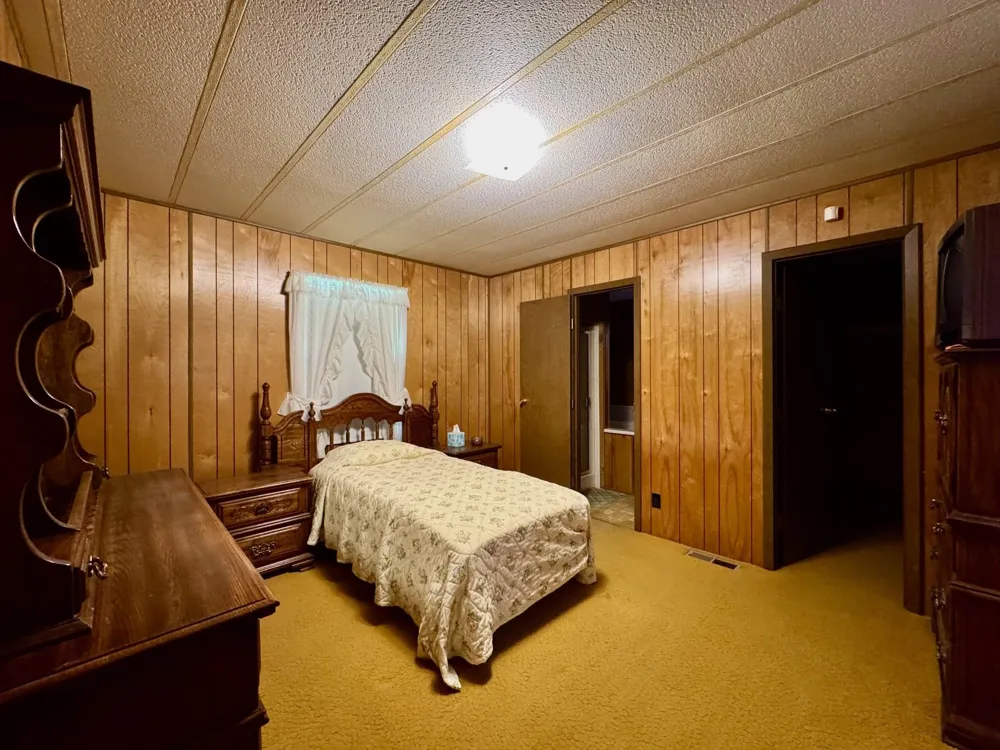 219 Acr 185 Elkhart, TX 75839