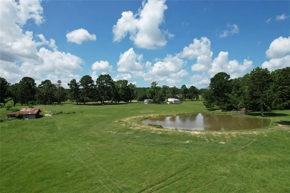 219 Acr 185 Elkhart, TX 75839