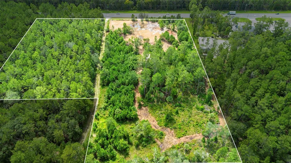 10951 E HIGHWAY 40 Silver Springs, FL 34488