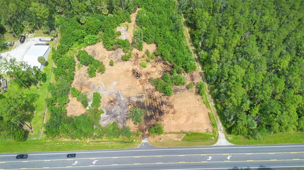10951 E HIGHWAY 40 Silver Springs, FL 34488