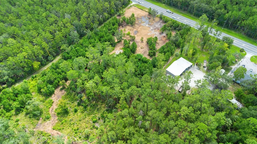 10951 E HIGHWAY 40 Silver Springs, FL 34488