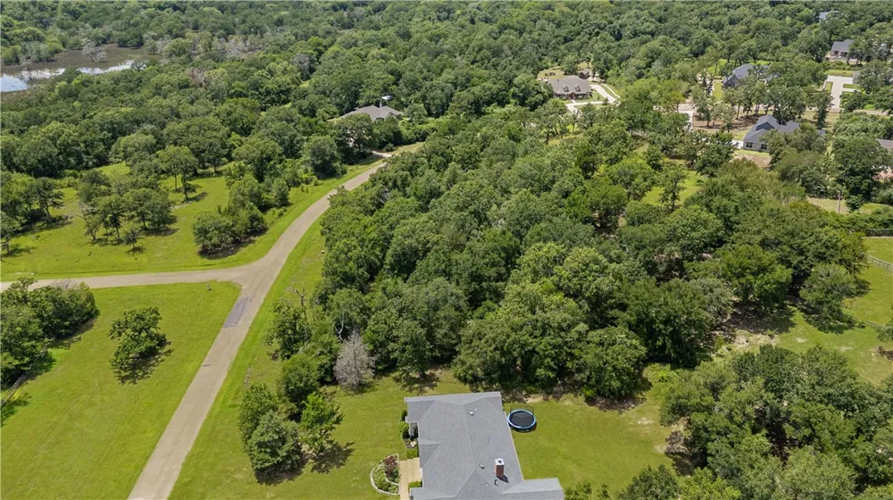 9635 Belgrave Square Iola, TX 77861