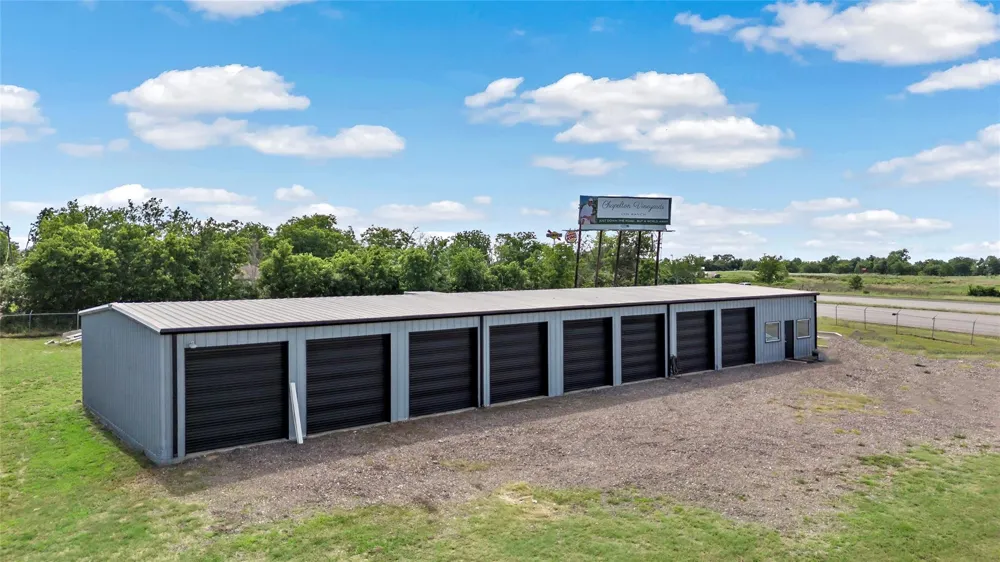 9250 Hwy 290 E Chappell Hill, TX 77426