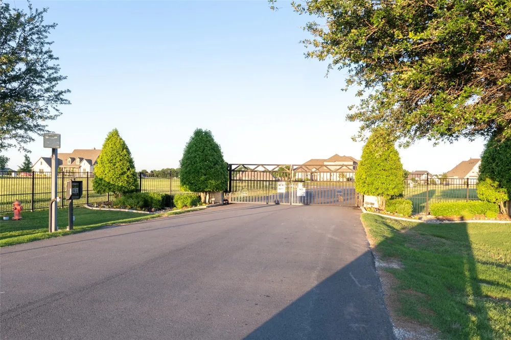 Whispering Oaks McKinney, TX 75071