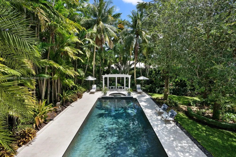 7360 SW 164th St Palmetto Bay, FL 33157