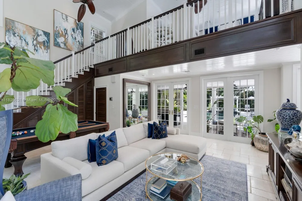 7360 SW 164th St Palmetto Bay, FL 33157