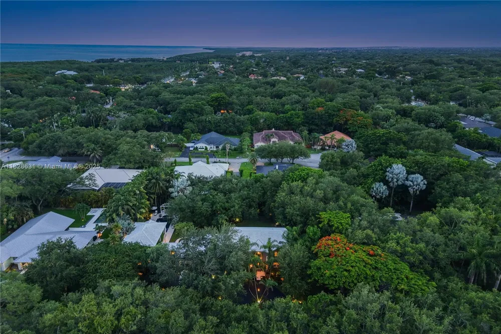 7360 SW 164th St Palmetto Bay, FL 33157