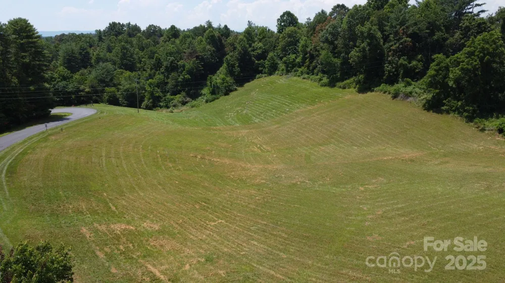 9999 Settlers Trail #39 Mars Hill, NC 28754