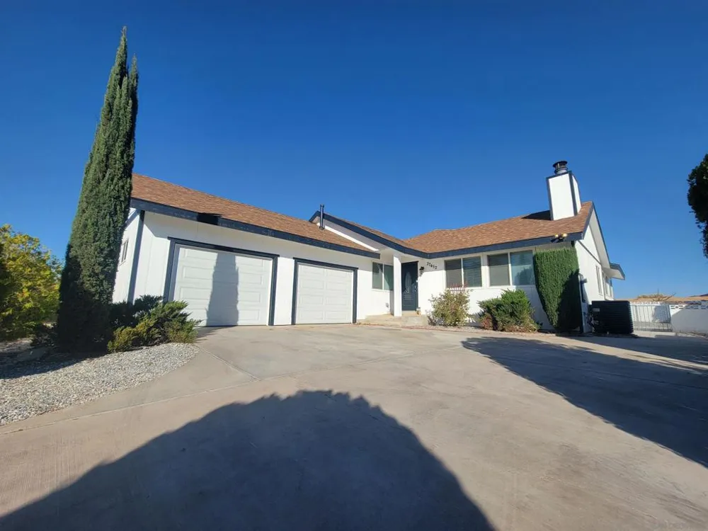 27452 Silver Lakes Pkwy Helendale, CA 92342