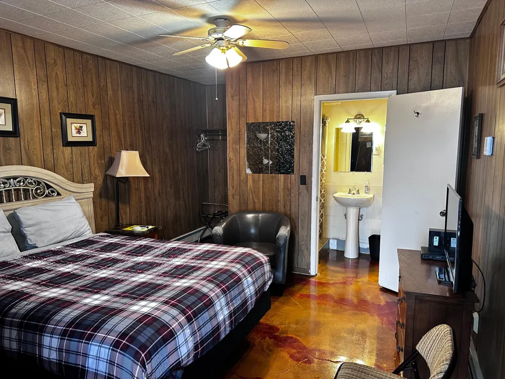 240 State Road 35 Alma, WI 54610