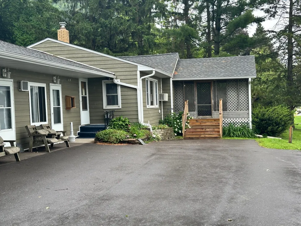 240 State Road 35 Alma, WI 54610