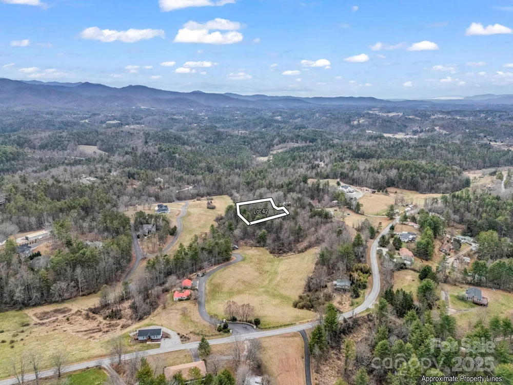 9999 Gabriels Creek Road #42 Mars Hill, NC 28754