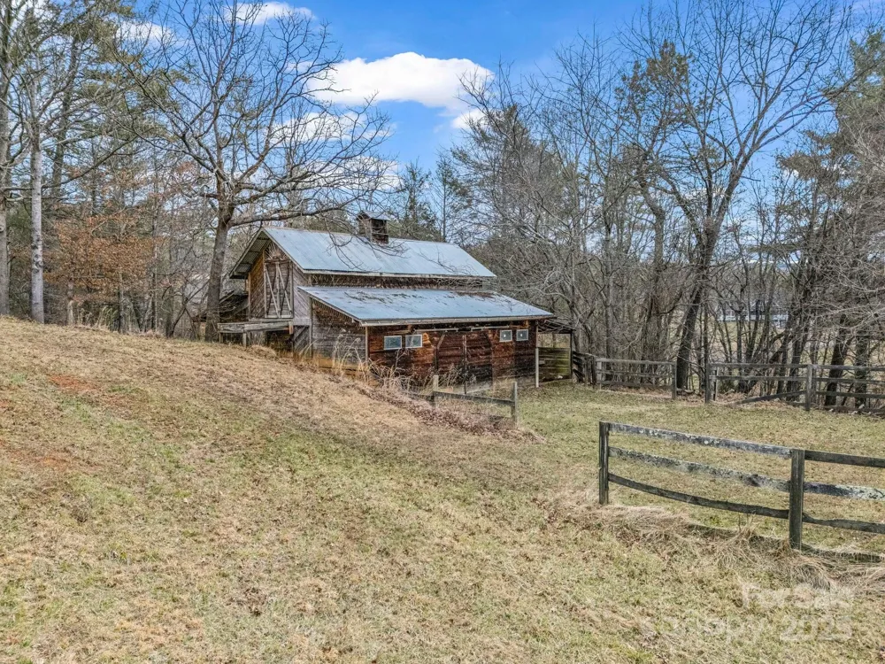 9999 Settlers Trail #43 Mars Hill, NC 28754