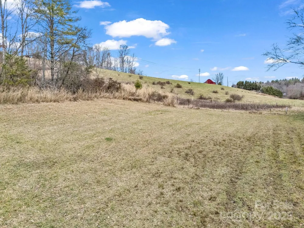 9999 Settlers Trail #53 Mars Hill, NC 28754