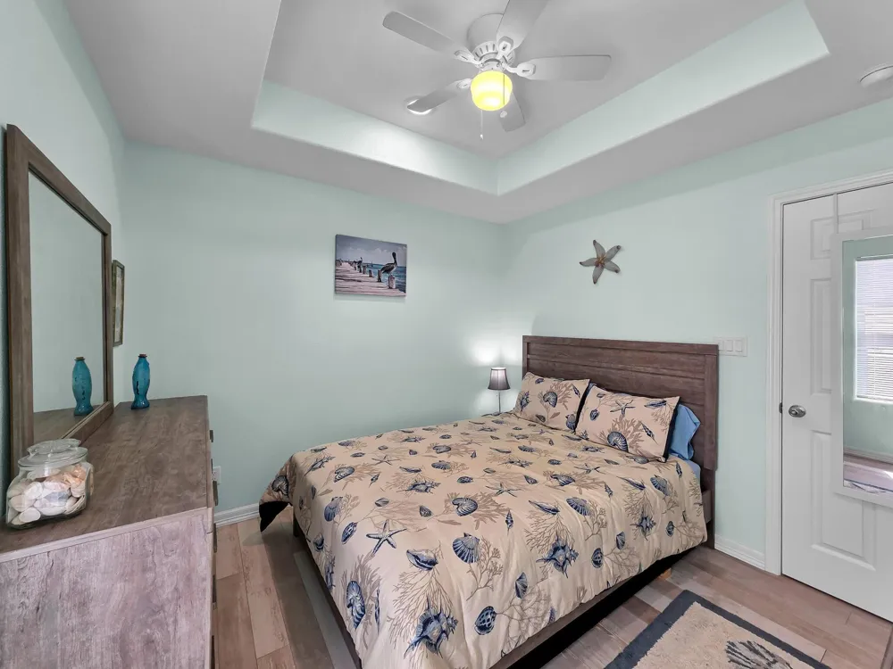 2496 Highway 87 Gilchrist, TX 77617