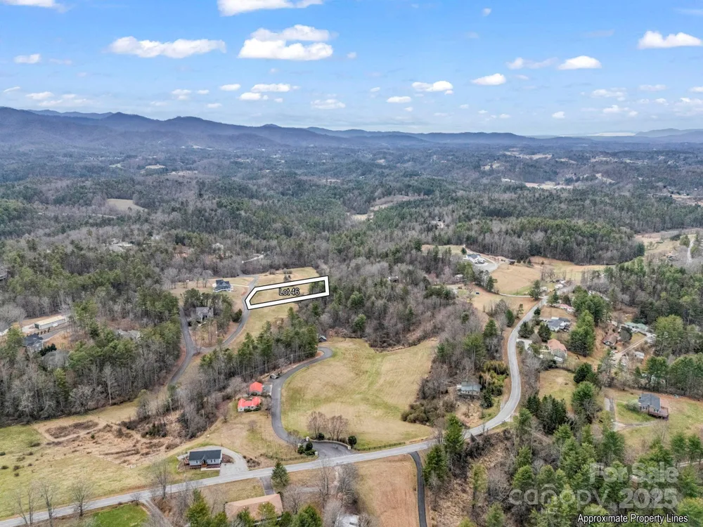 9999 Settlers Trail #46 Mars Hill, NC 28754