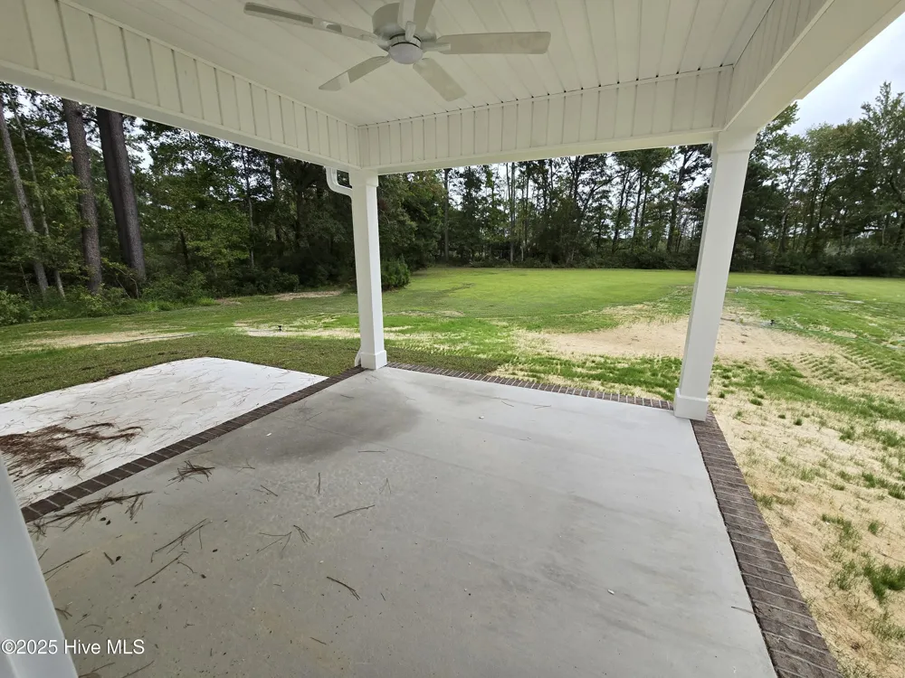 94 Osprey Watch Lane E Oriental, NC 28571