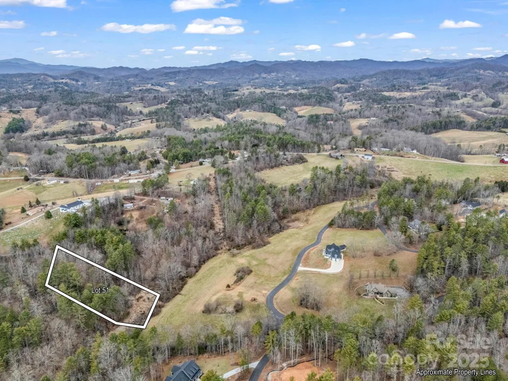 9999 Settlers Trail #51 Mars Hill, NC 28754
