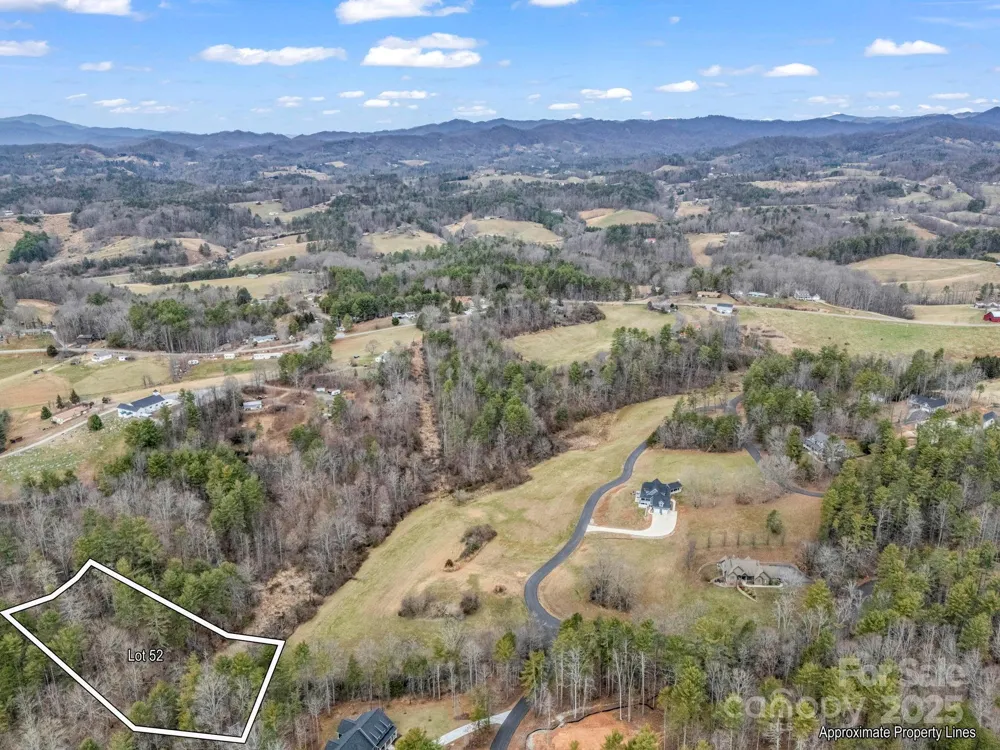 9999 Settlers Trail #52 Mars Hill, NC 28754