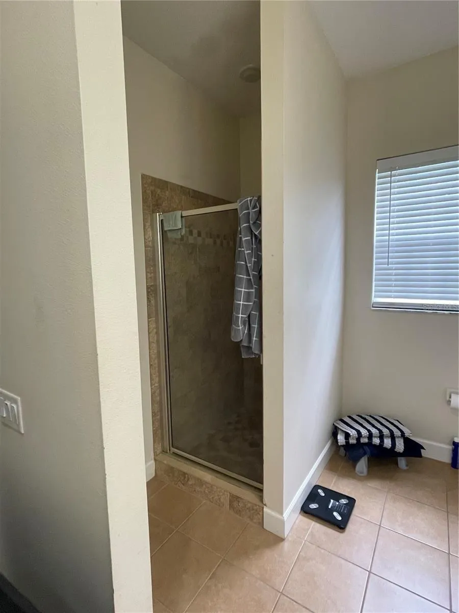 8405 COSTA BELLA WAY Temple Terrace, FL 33637