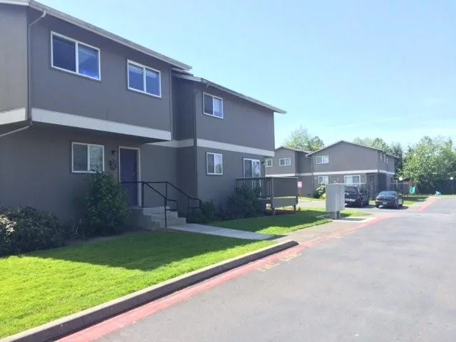 1315 18th St Mount Vernon, WA 98273