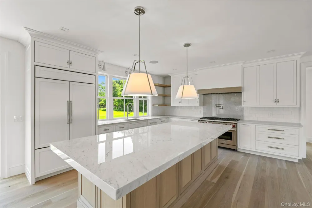 161 South Road Westhampton, NY 11977