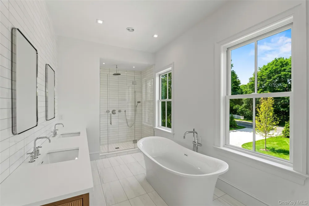161 South Road Westhampton, NY 11977
