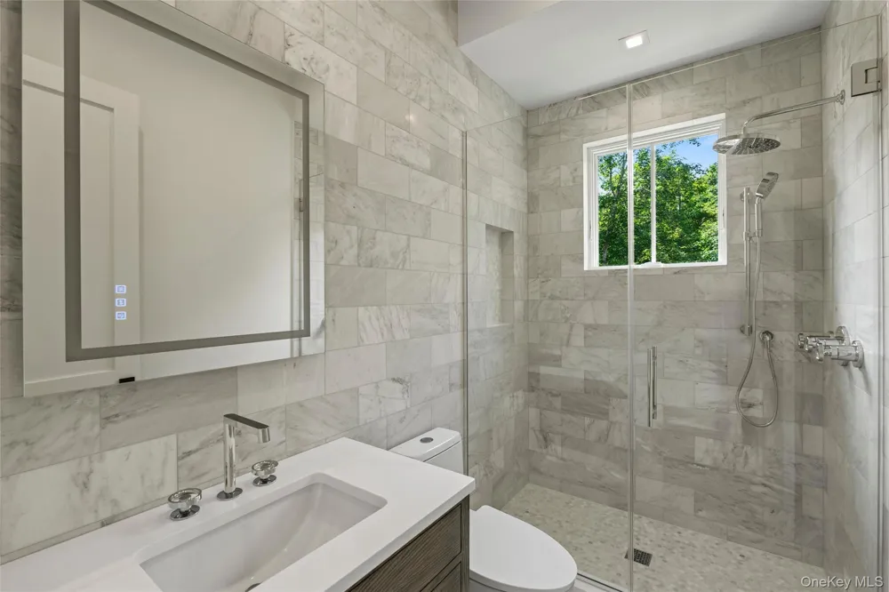 161 South Road Westhampton, NY 11977