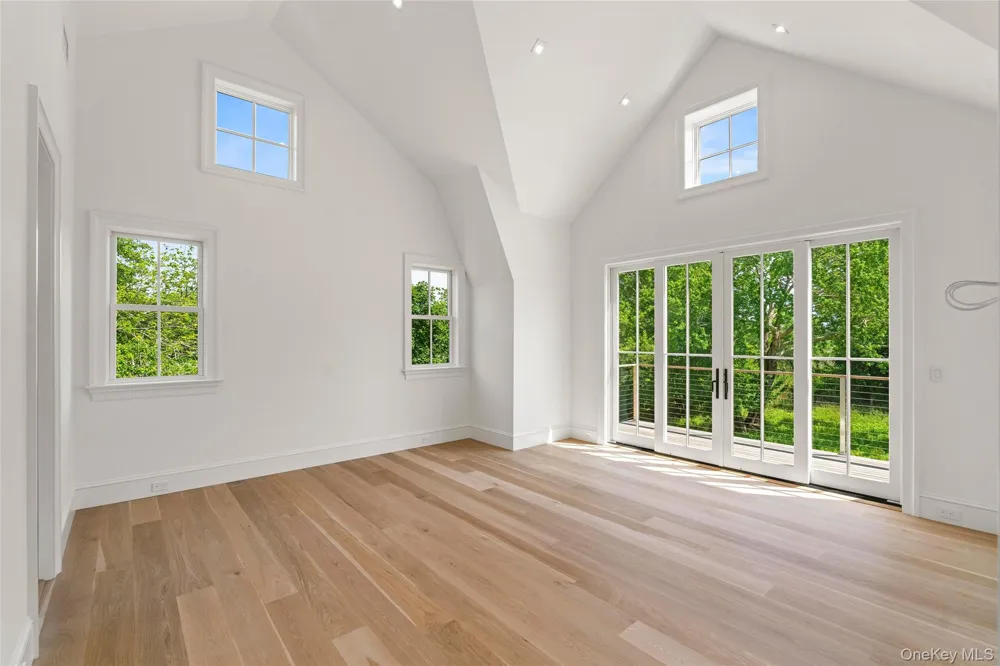 161 South Road Westhampton, NY 11977