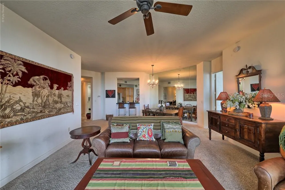 10 PAPAYA STREET #305 Clearwater Beach, FL 33767