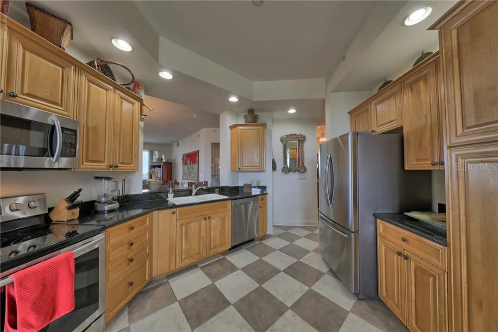 10 PAPAYA STREET #305 Clearwater Beach, FL 33767