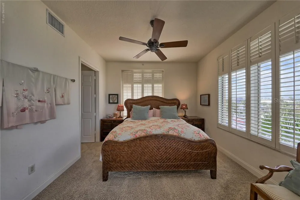 10 PAPAYA STREET #305 Clearwater Beach, FL 33767
