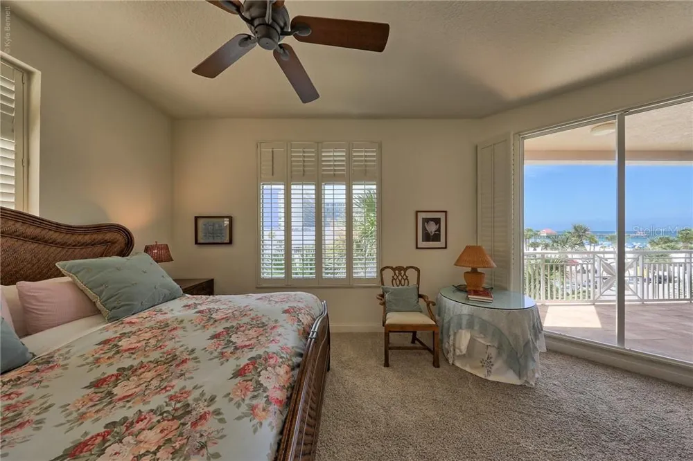 10 PAPAYA STREET #305 Clearwater Beach, FL 33767