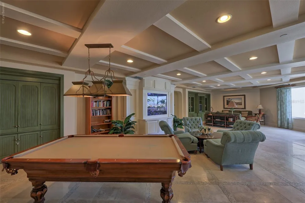 10 PAPAYA STREET #305 Clearwater Beach, FL 33767