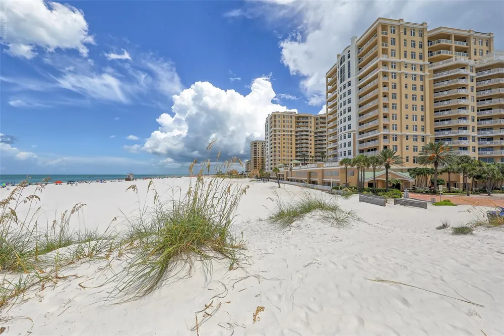 10 PAPAYA STREET #305 Clearwater Beach, FL 33767