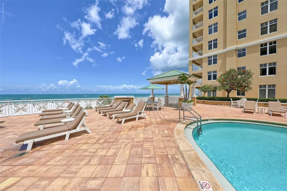 10 PAPAYA STREET #305 Clearwater Beach, FL 33767