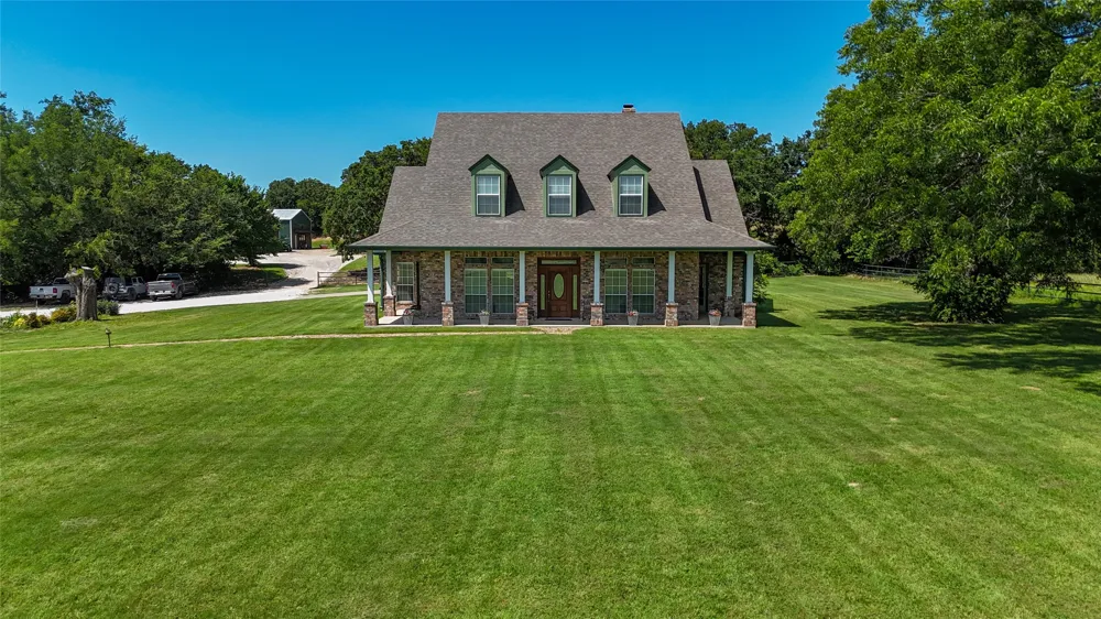 11471 FM 455 Forestburg, TX 76239