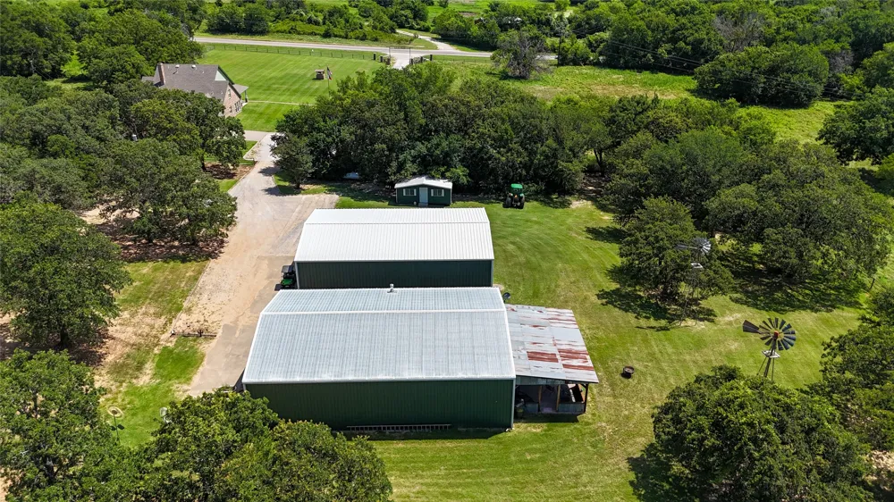 11471 FM 455 Forestburg, TX 76239