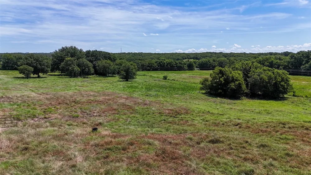 11471 FM 455 Forestburg, TX 76239