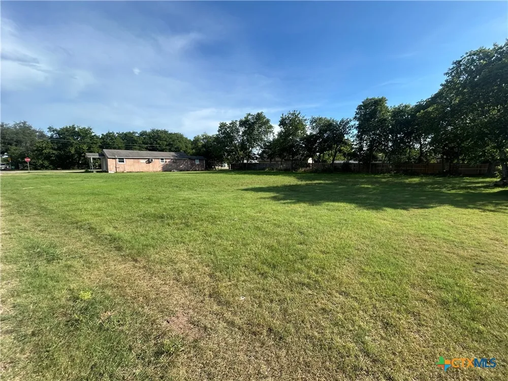 Rogers Street McGregor, TX 76657
