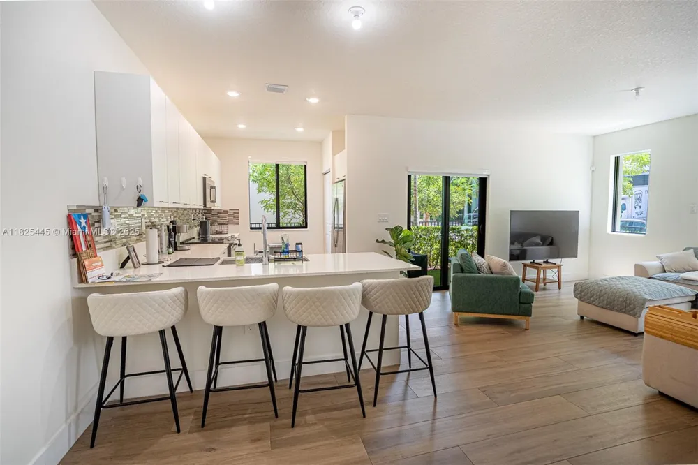 4269 NW 83rd Path Doral, FL 33166