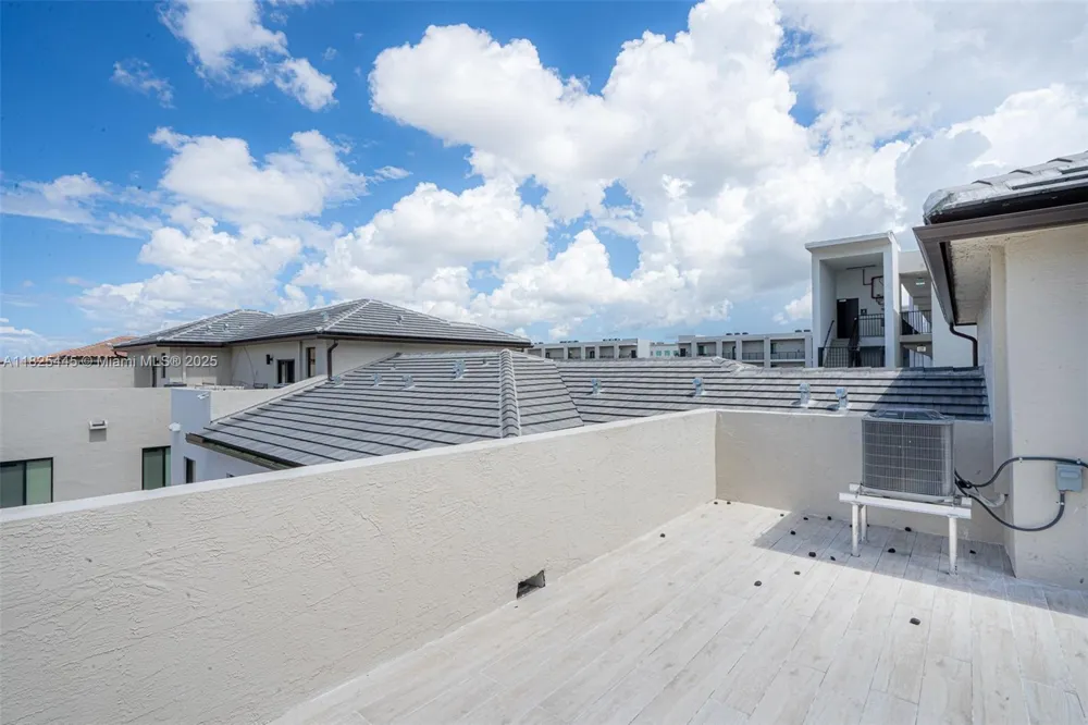4269 NW 83rd Path Doral, FL 33166