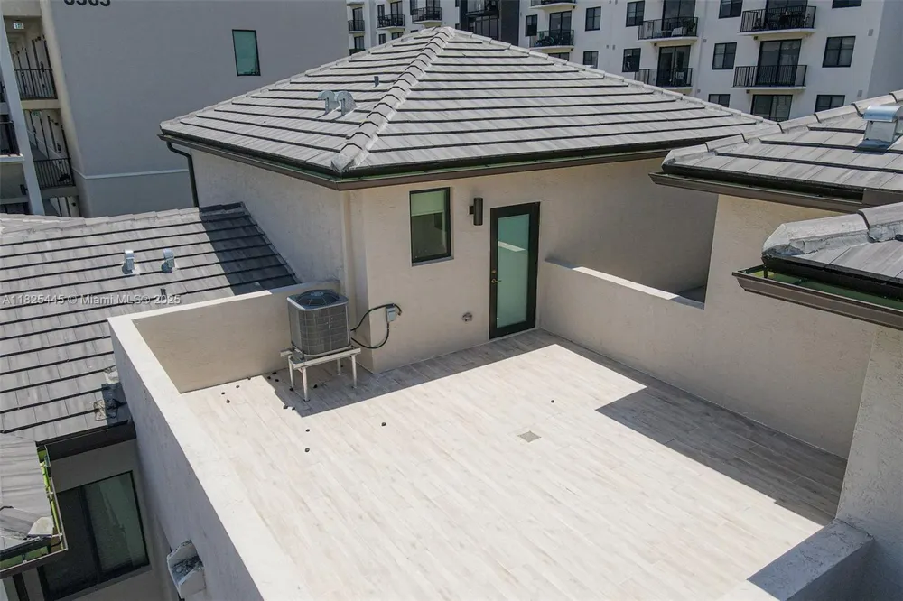 4269 NW 83rd Path Doral, FL 33166